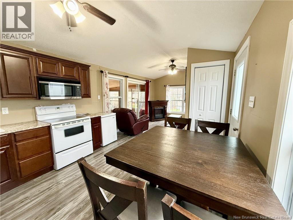 224 Birchgrove Drive - 6