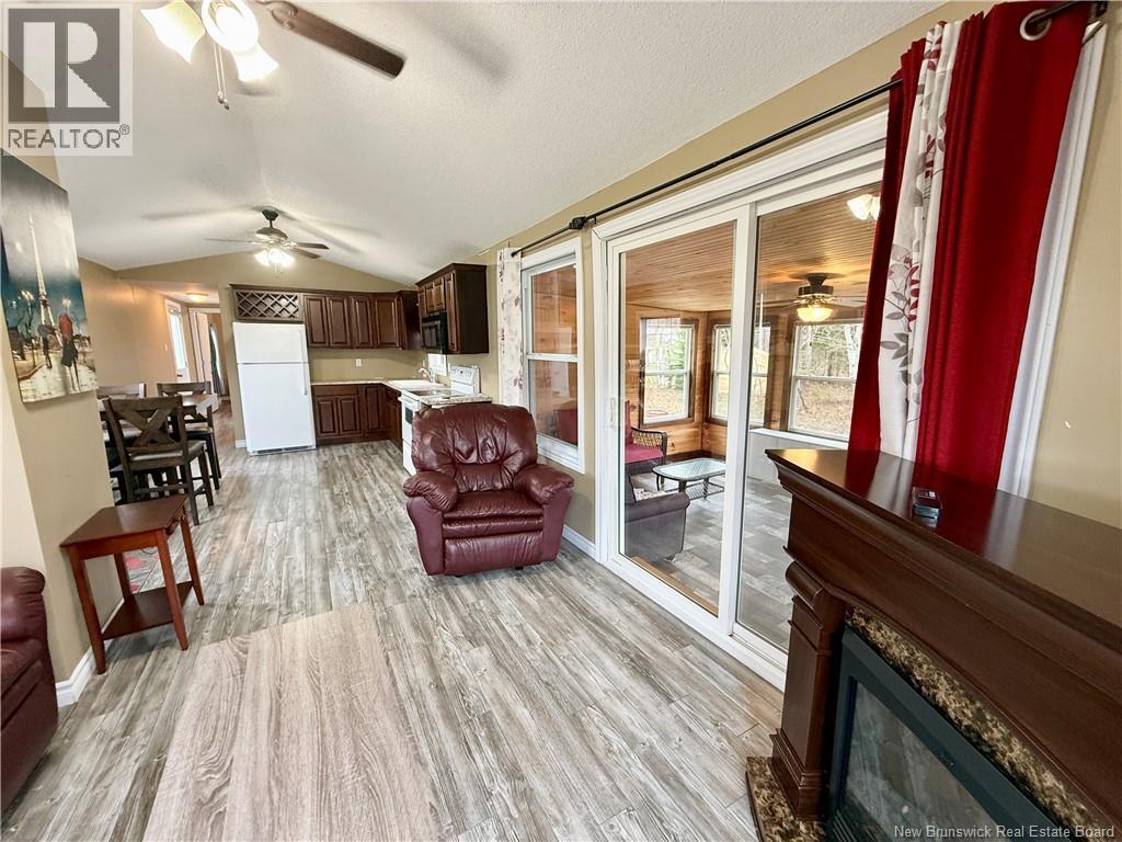 224 Birchgrove Drive - 9