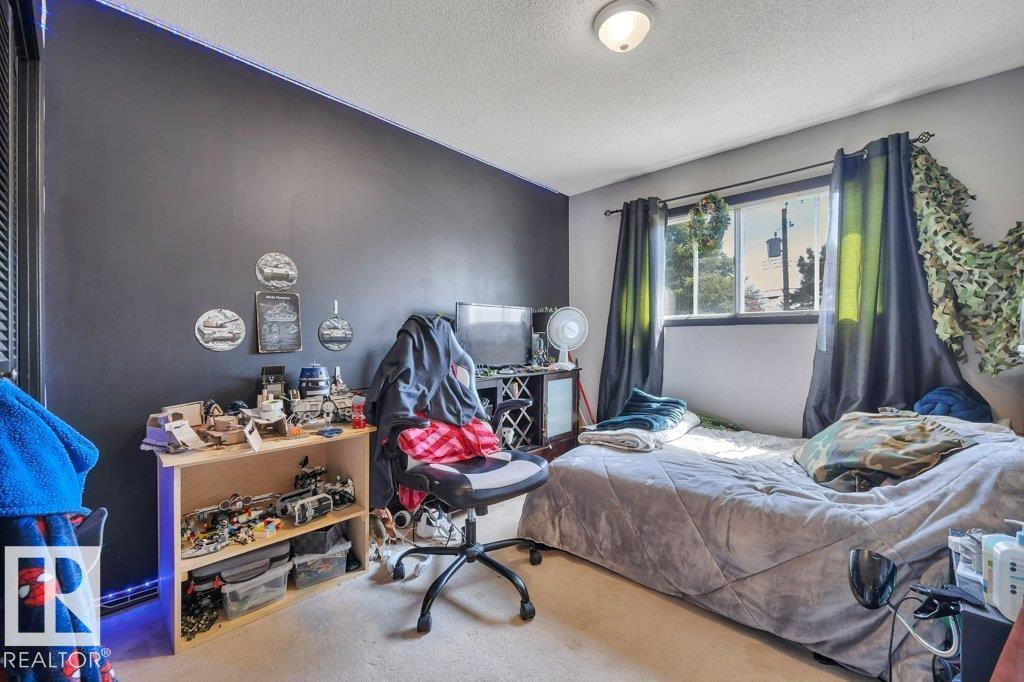 5411 44 AV — photo 20