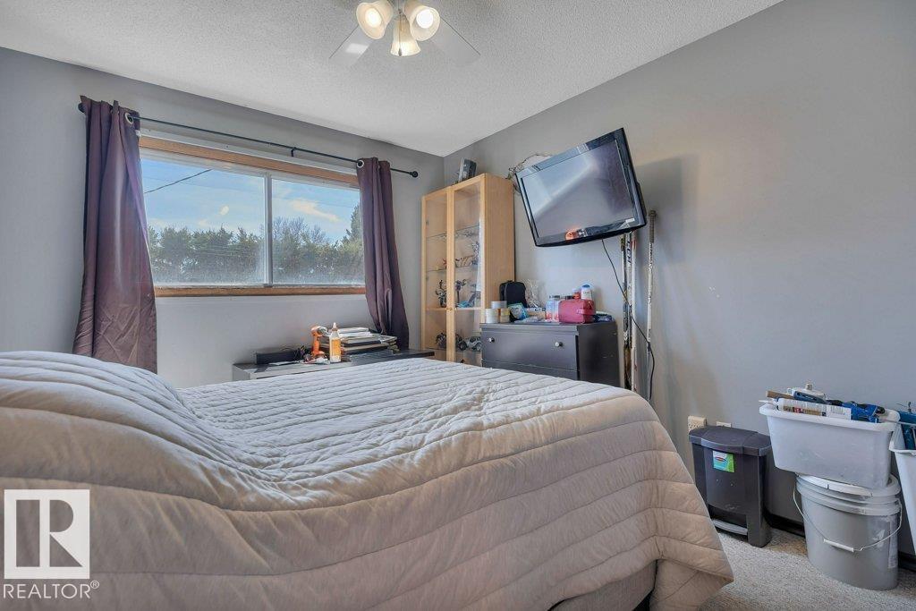 5411 44 AV — photo 21
