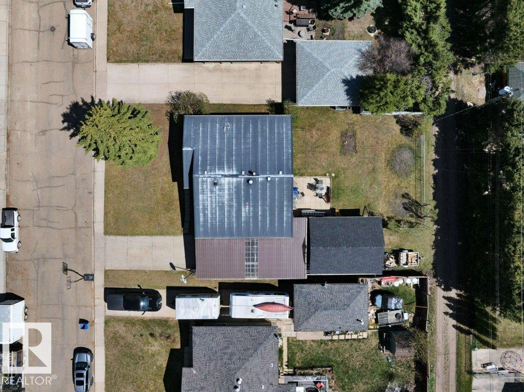 5411 44 AV — photo 47