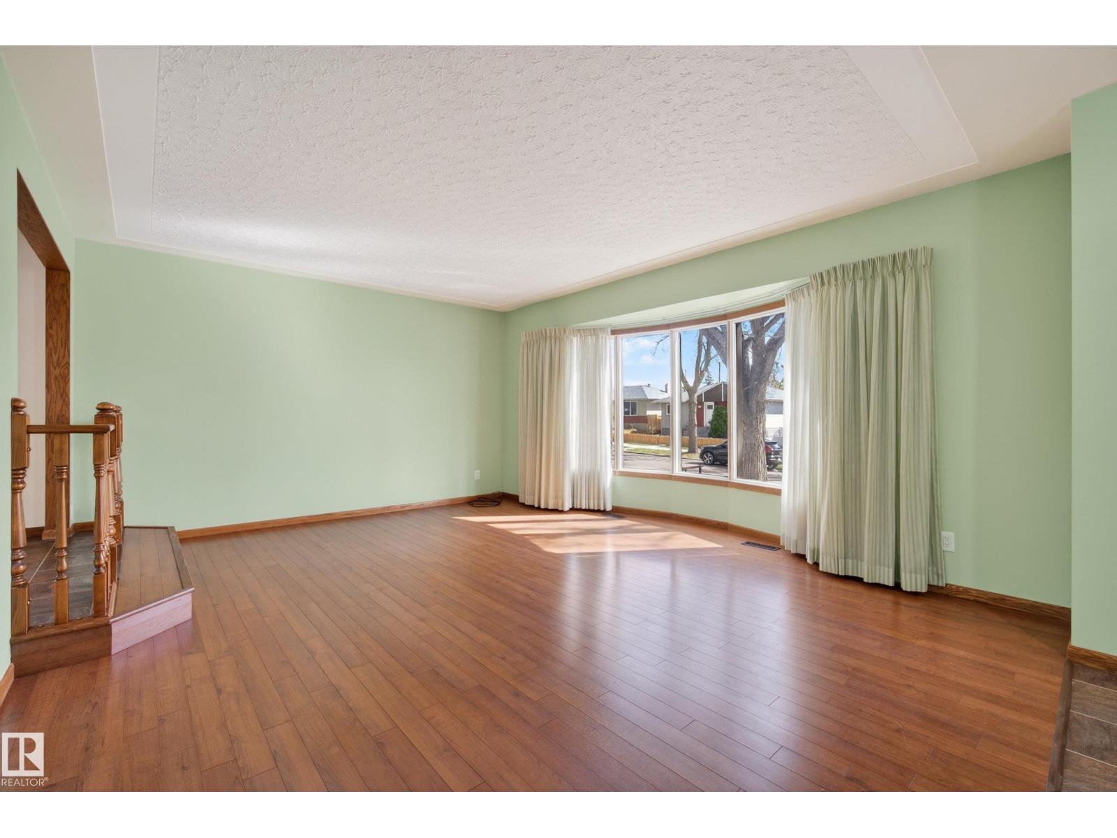 12016 51 ST NW - 9