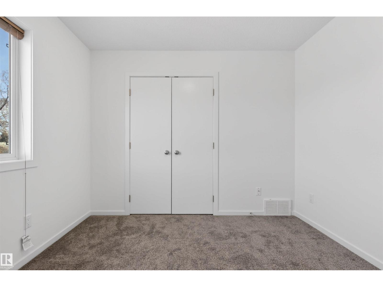 11904 45 ST NW - 16