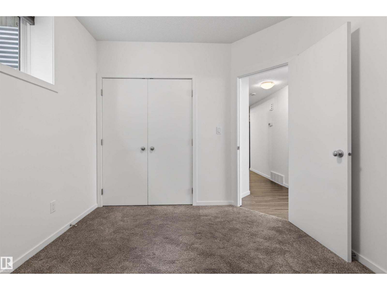 11904 45 ST NW - 27