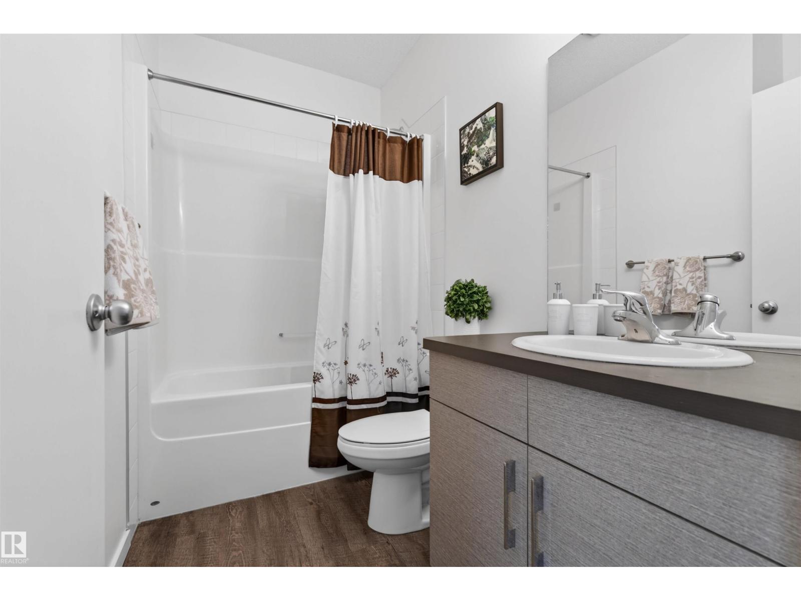 11904 45 ST NW - 30