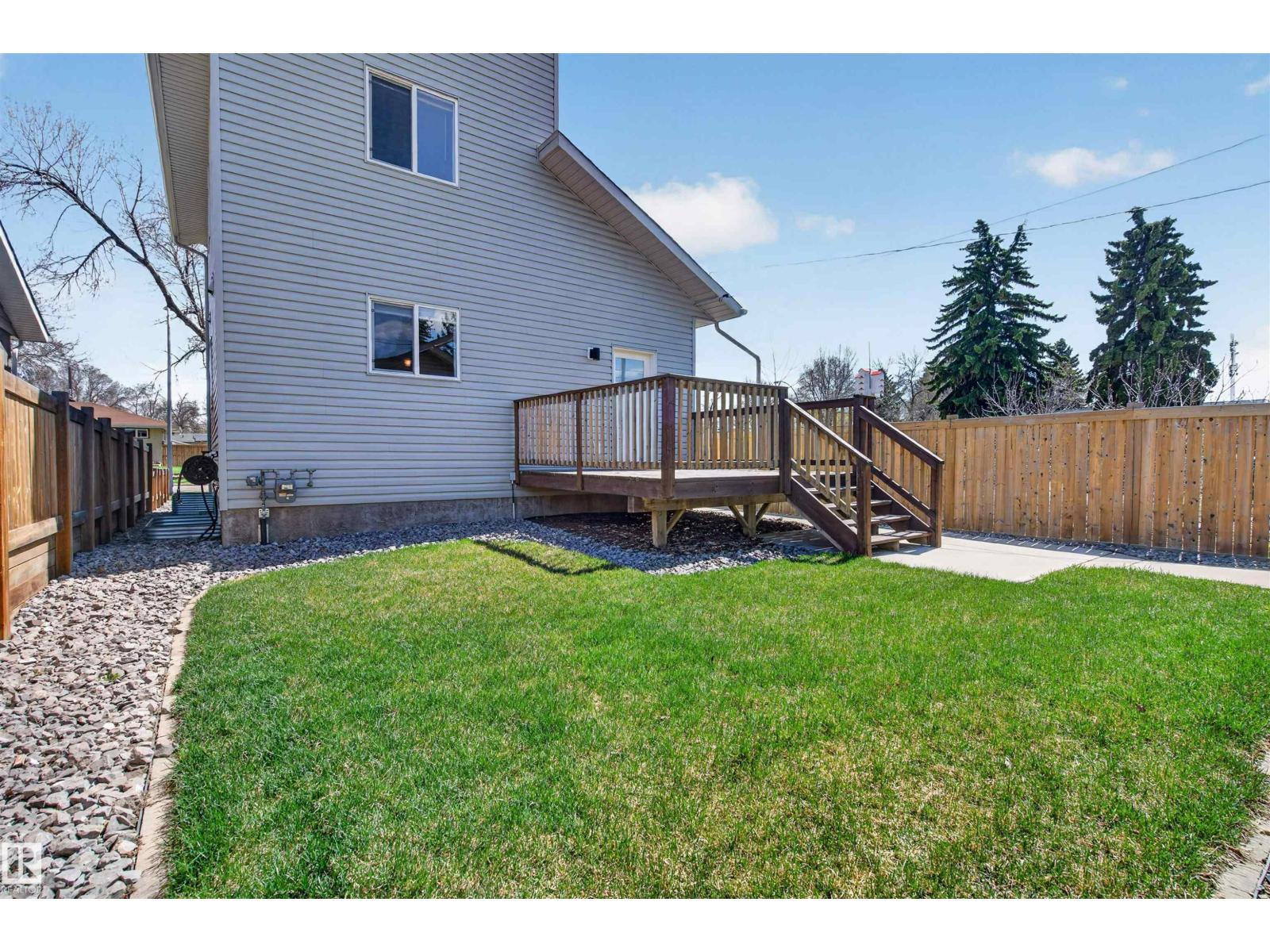 11904 45 ST NW - 34