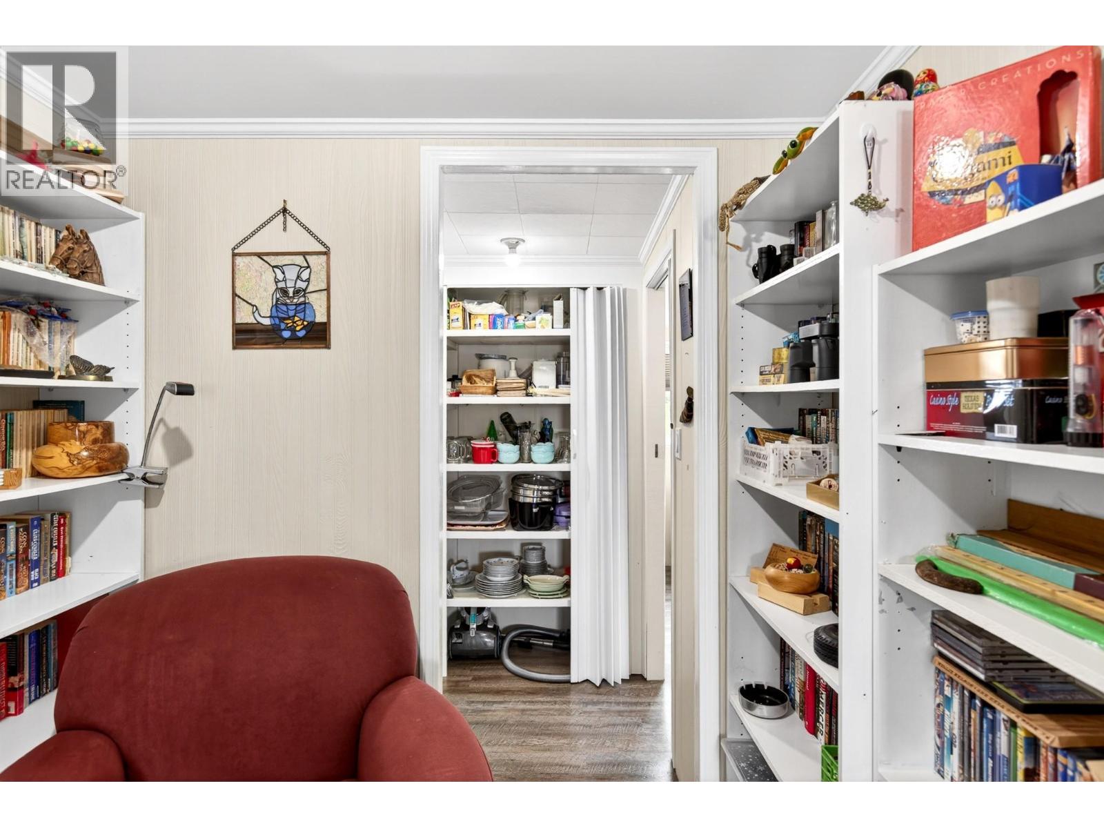 3 Saskatoon Road - 32