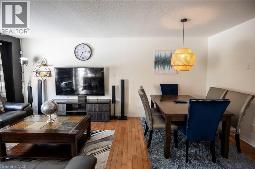 147 DUBRICK Crescent Unit# 1, Kitchener, Ontario, N2E4G3 — Photo 11