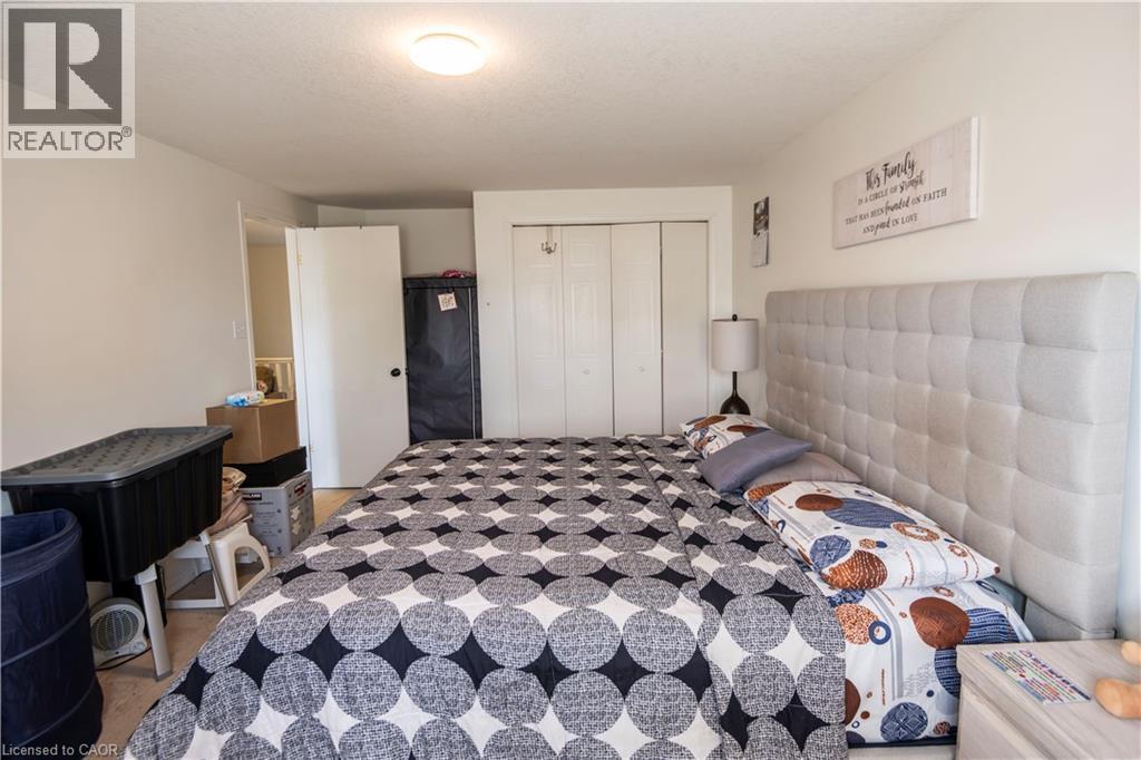 147 DUBRICK Crescent Unit# 1, Kitchener, Ontario, N2E4G3 — Photo 15