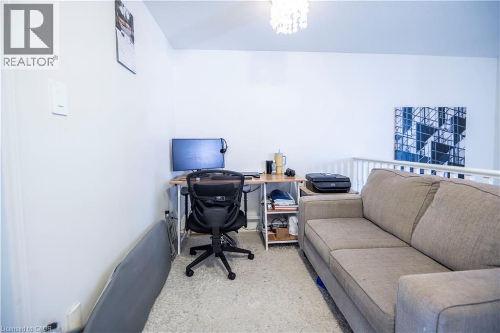 147 DUBRICK Crescent Unit# 1, Kitchener, Ontario, N2E4G3 — Photo 20