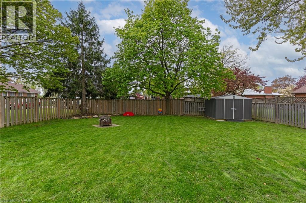 4 HARRIS Street - 36