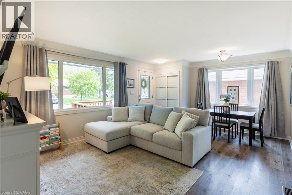 4 HARRIS Street - 5