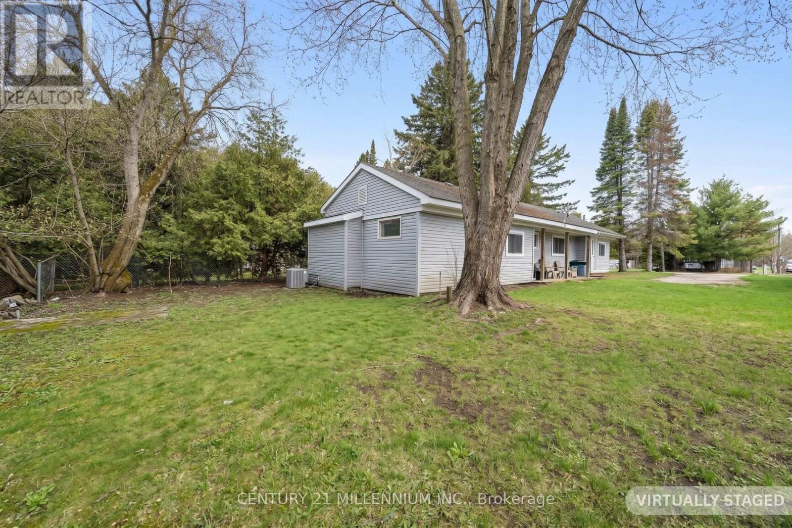 17 CEDAR LANE - 19