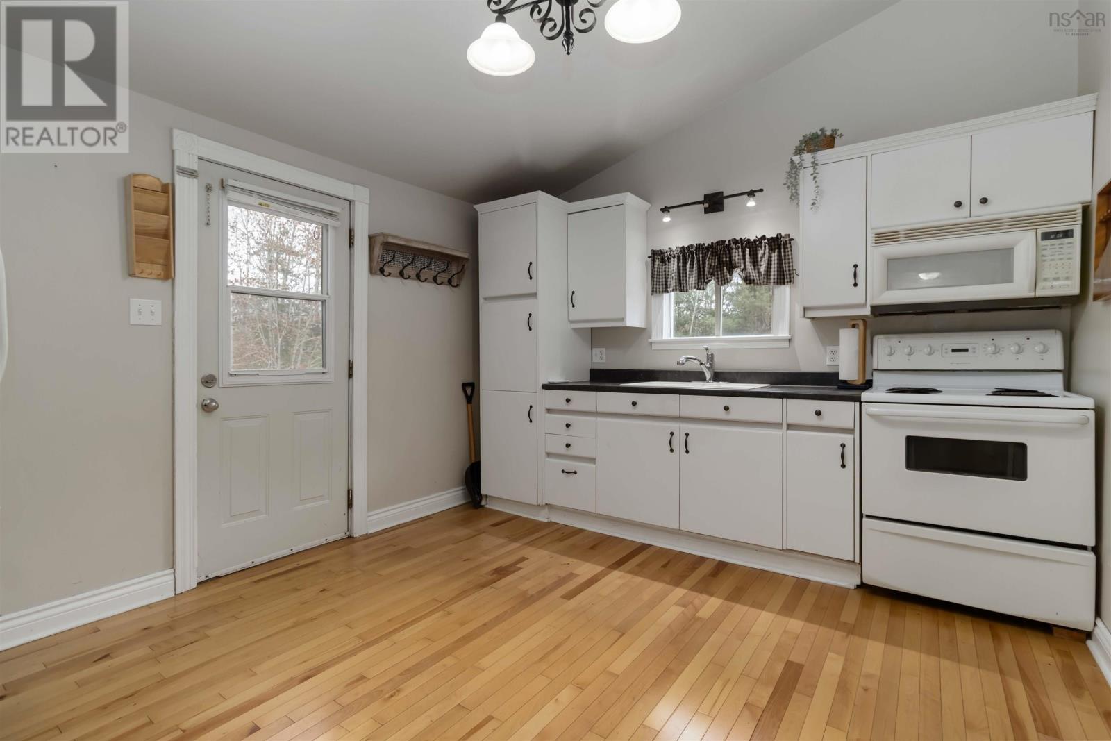 186 Old Kettle Road - 10