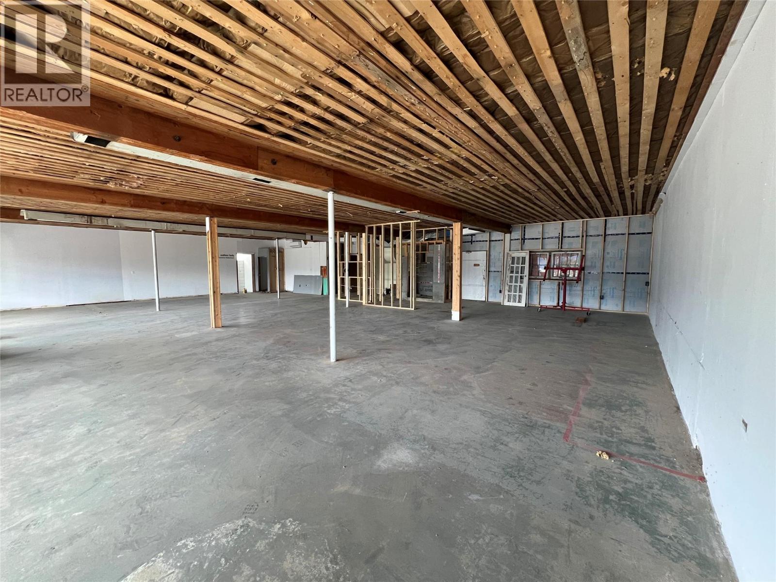 Other for Sale in Creston – 116 NORTHWEST Boulevard, Creston - Image 8
