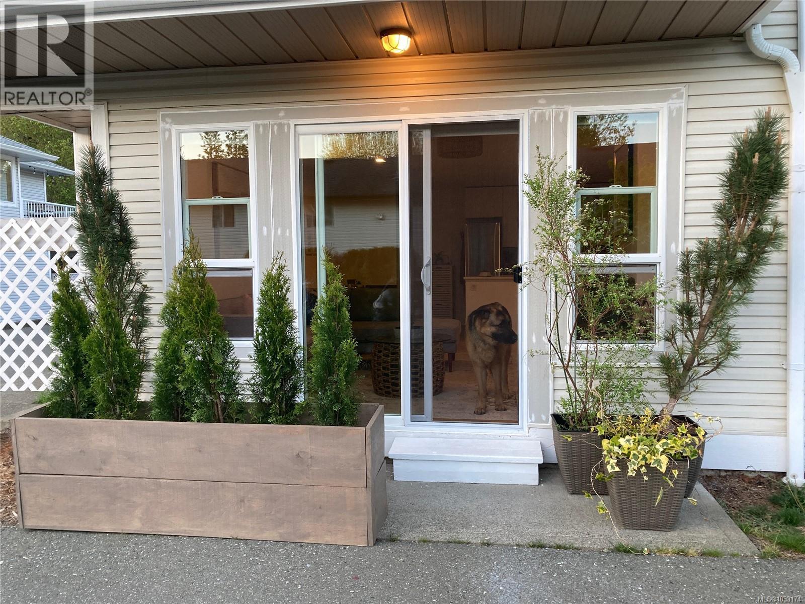 104 4699 Alderwood Pl, Courtenay