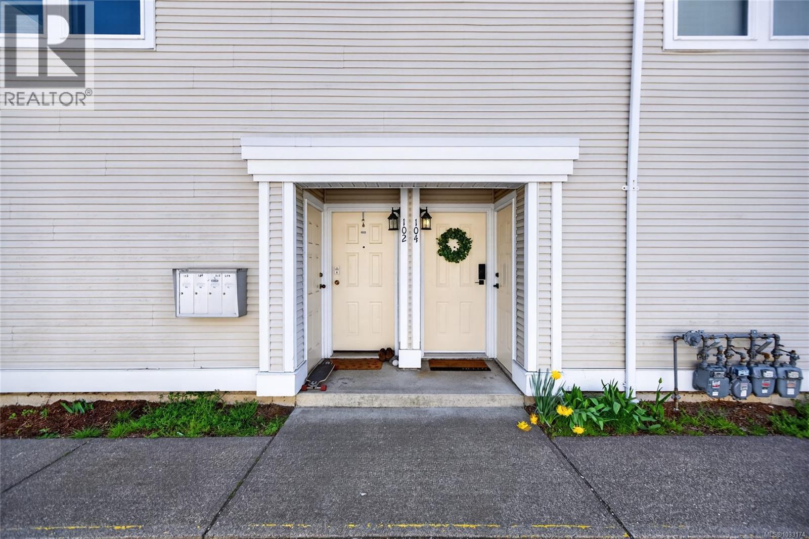 104 4699 Alderwood Pl, Courtenay