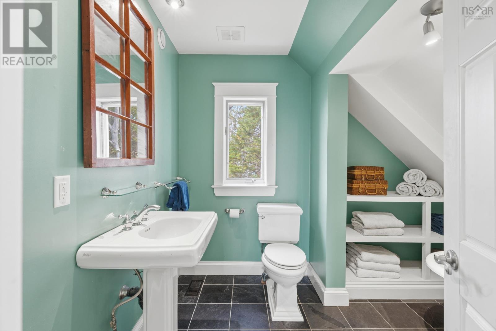 Property 21 of 49 of 152 Half Moon Cove Road