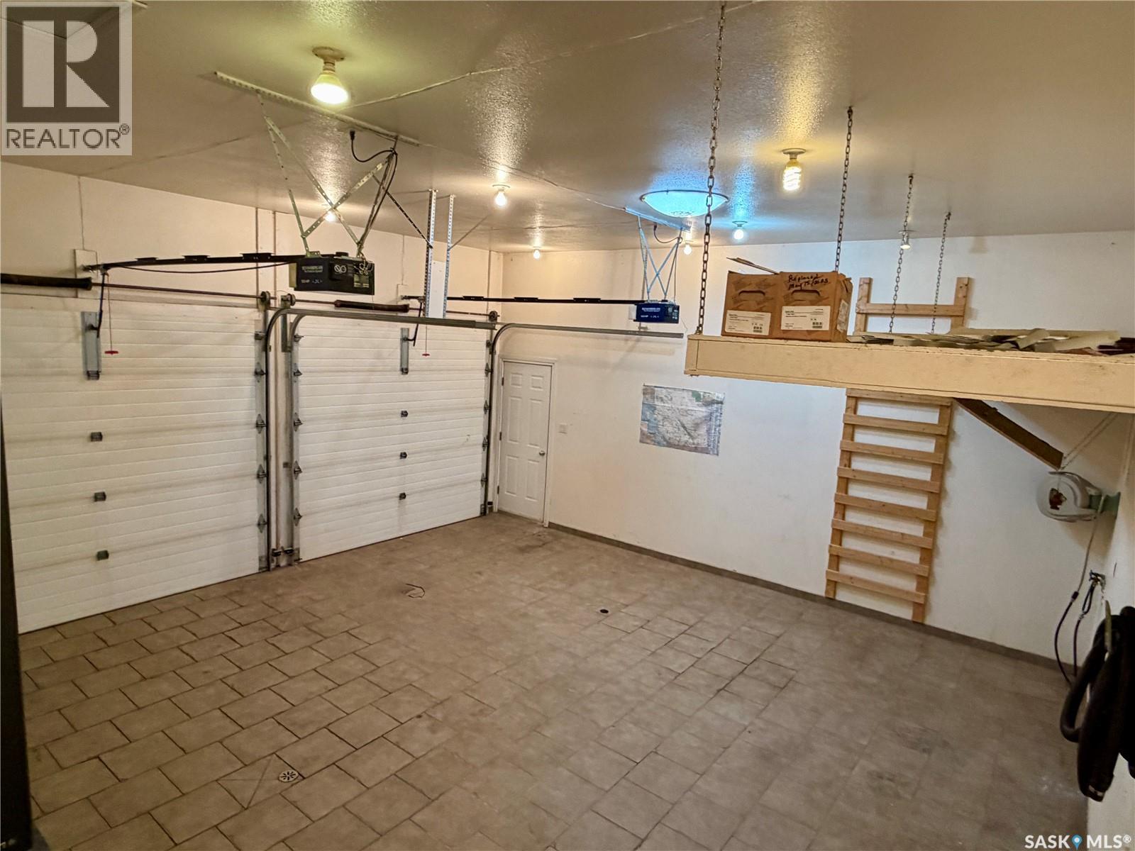 616 3rd STREET E - 38