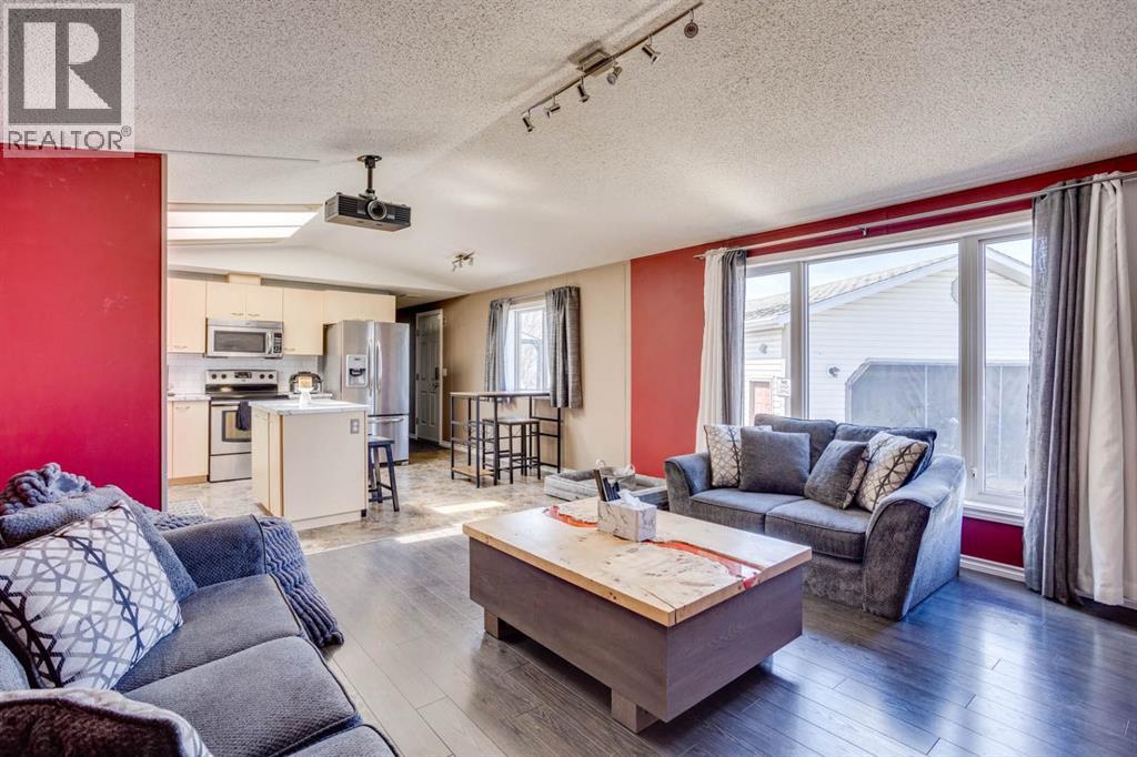 123 Hunter Place, Fort McMurray