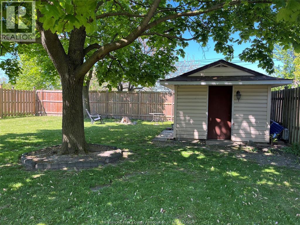 589 ELINOR, Windsor, Ontario, N8P1E3 — Photo 13