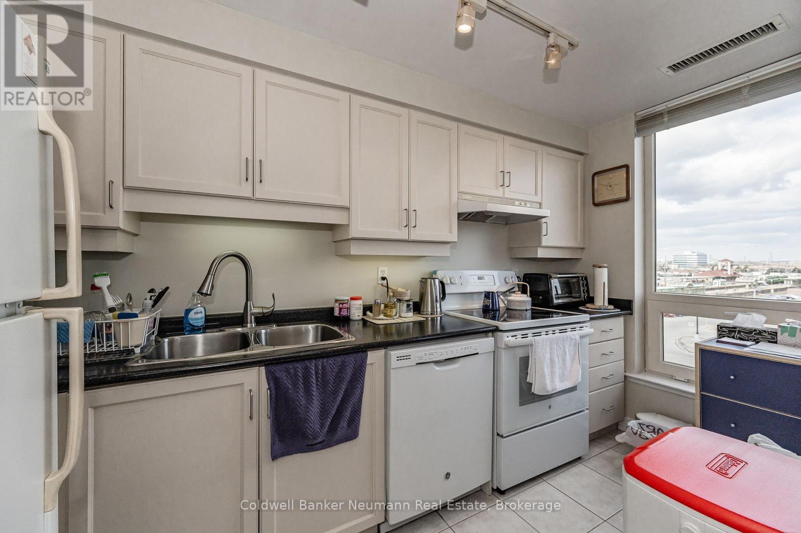 #409 60 OLD MILL ROAD - 7
