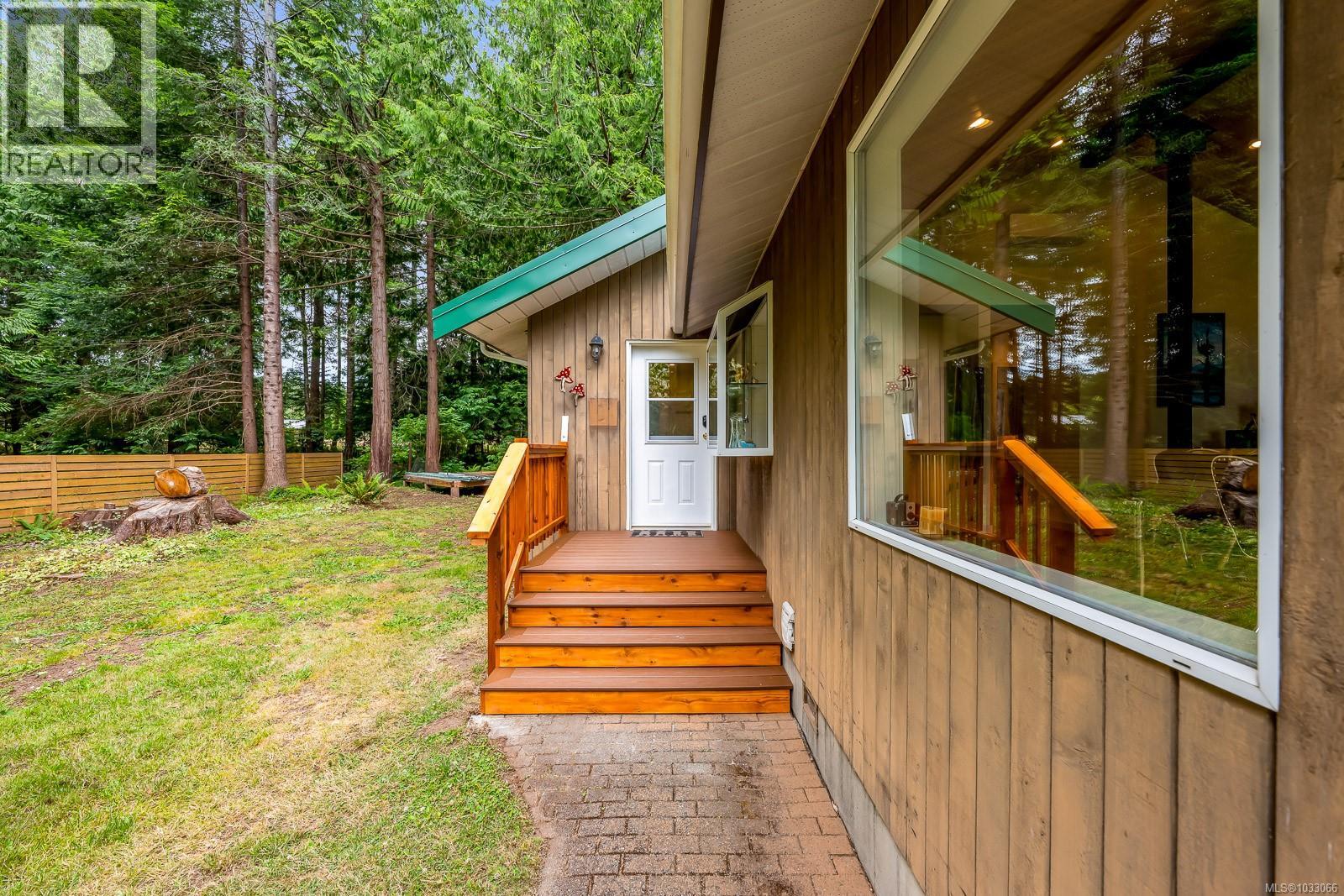 1677 Baikie Rd - 20