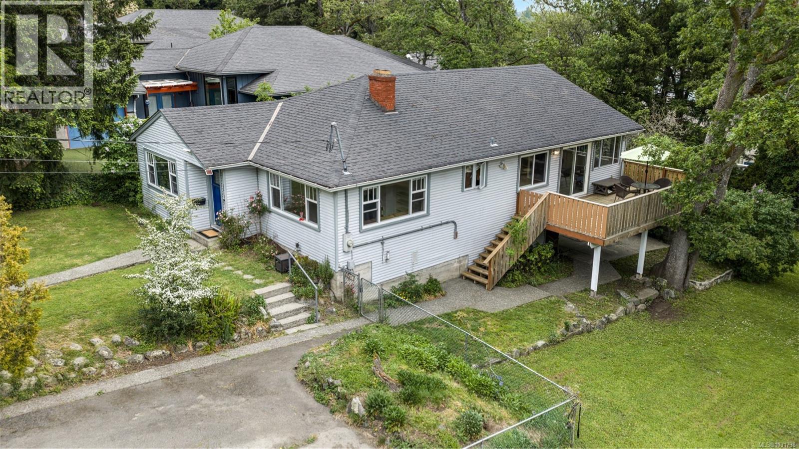  3517 Doncaster Drive, Saanich