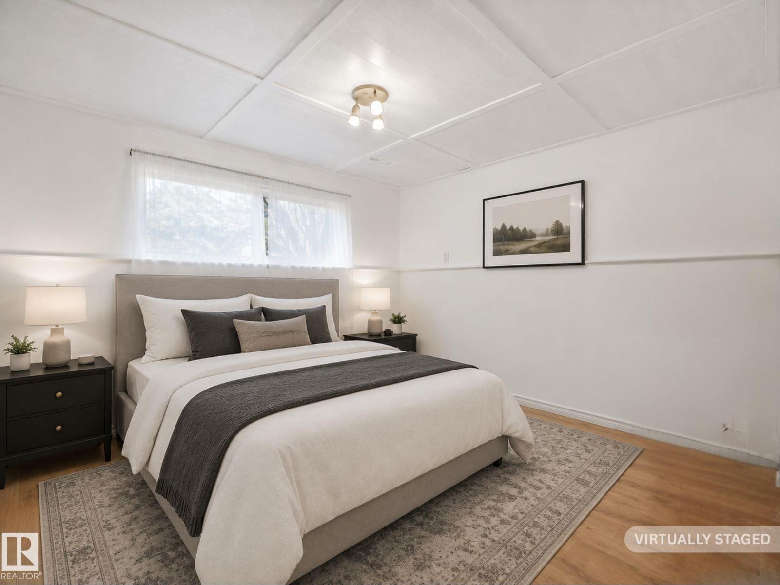 32 Manor DR - 52