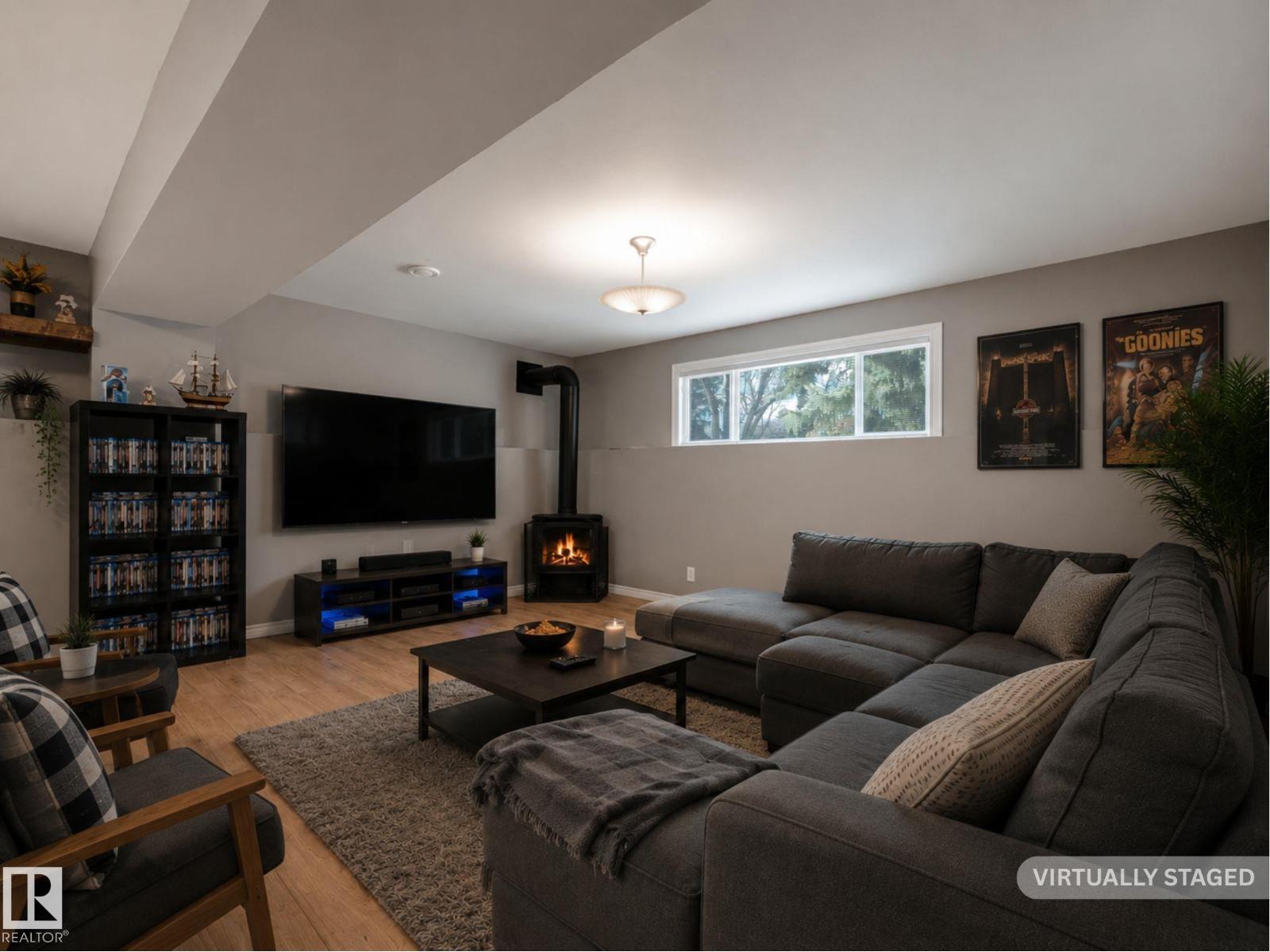 32 Manor DR - 40
