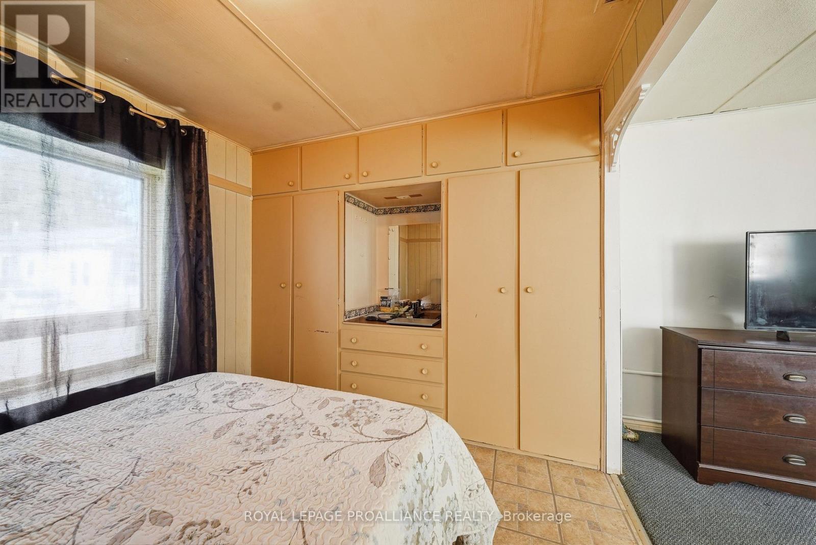#39 63 WHITES ROAD - Image 14