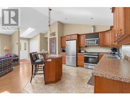 479 East Clear Bay Road, Trent Lakes, ON K0M2A0 Photo 17
