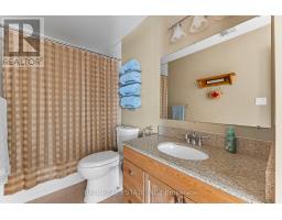 479 East Clear Bay Road, Trent Lakes, ON K0M2A0 Photo 24