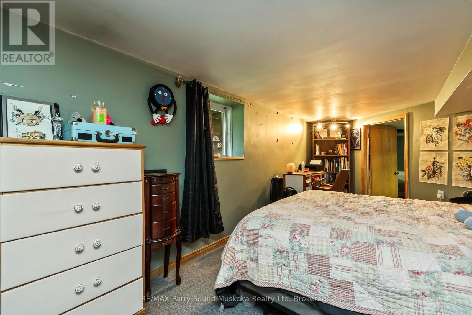 54 PINERIDGE DRIVE - 26