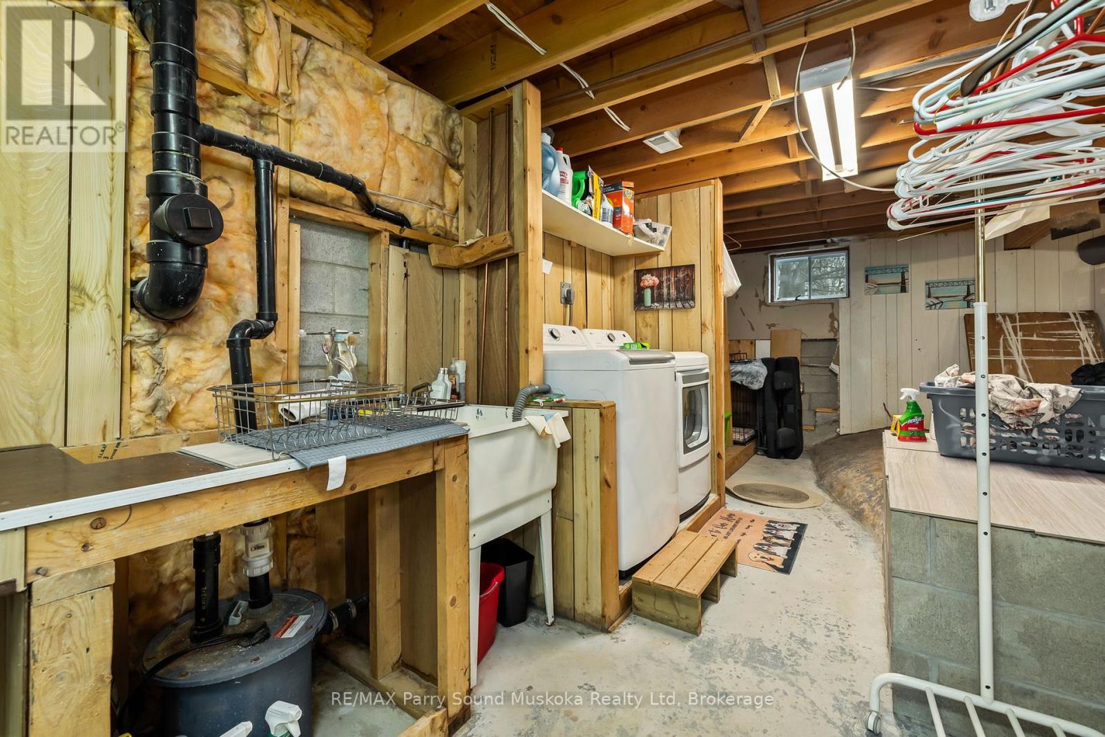 54 PINERIDGE DRIVE - 27