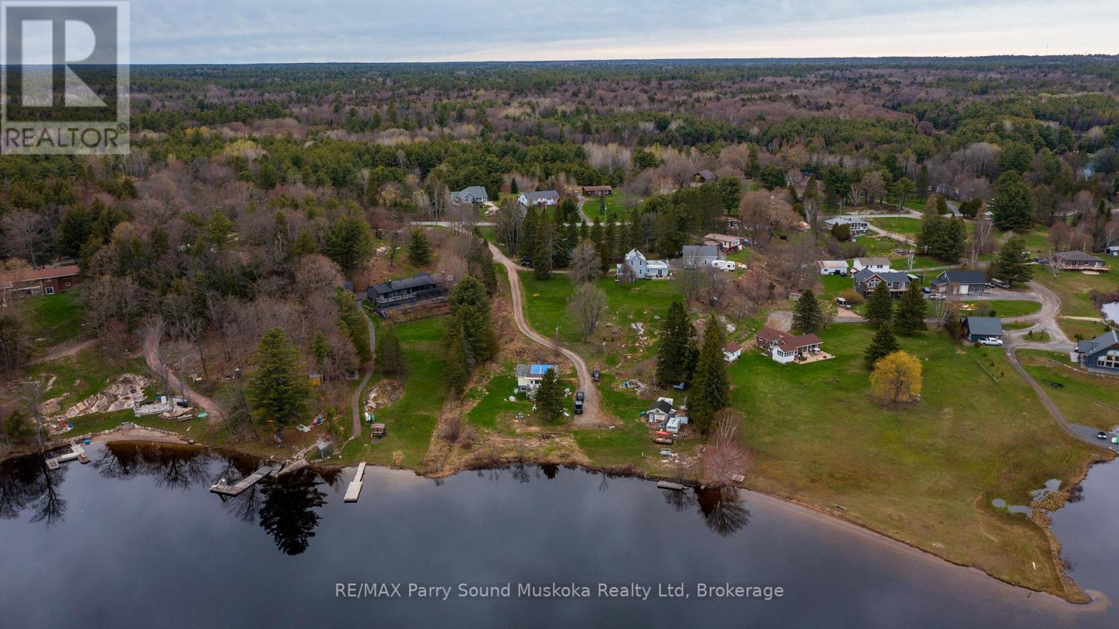 54 PINERIDGE DRIVE - 35