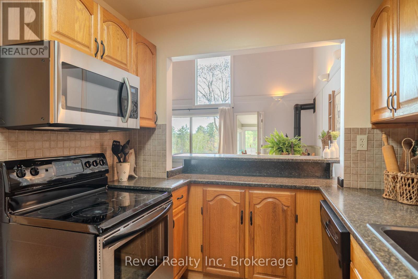 14 SWALLOW ROAD - 15