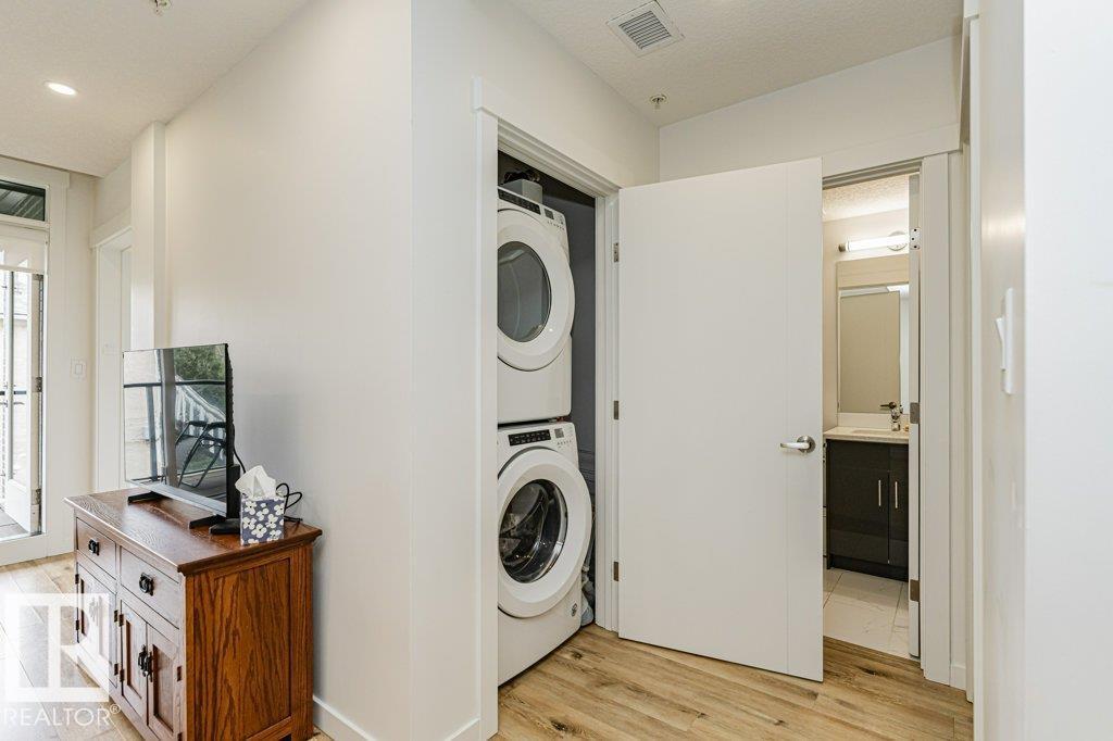 #214 11503 76 AV NW, Edmonton
