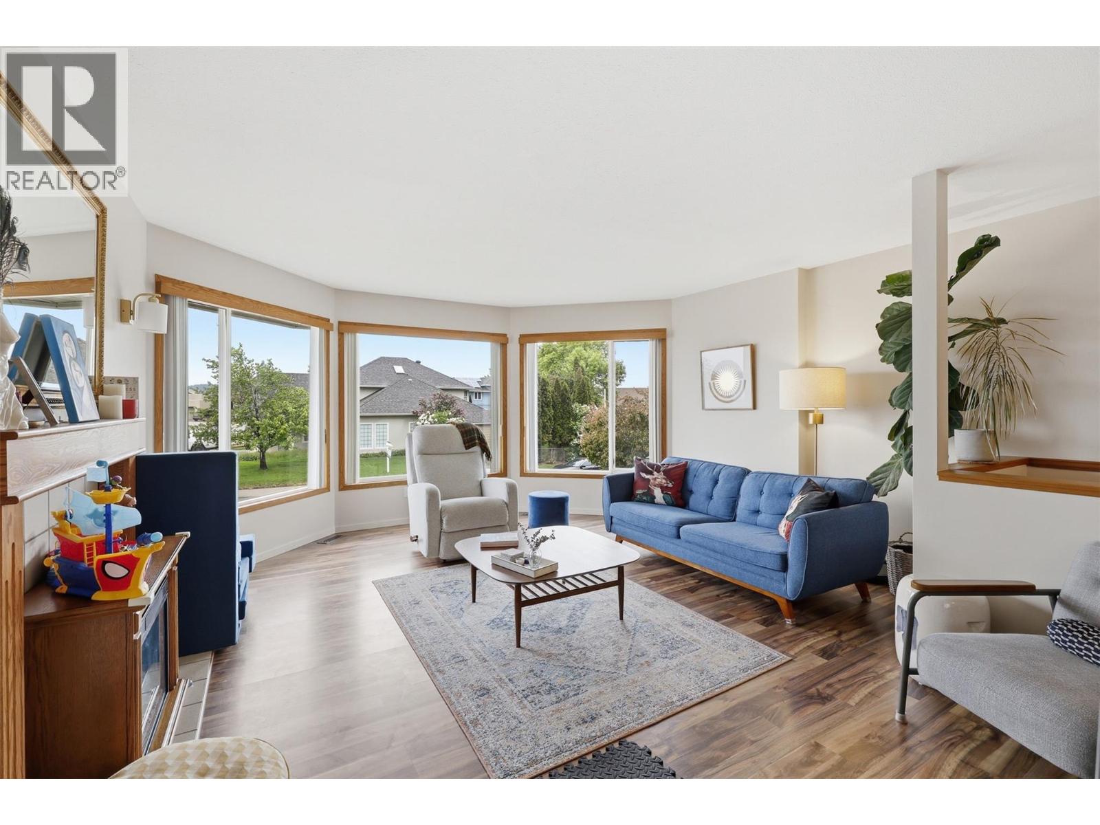 135 CHANCELLOR Drive - 9