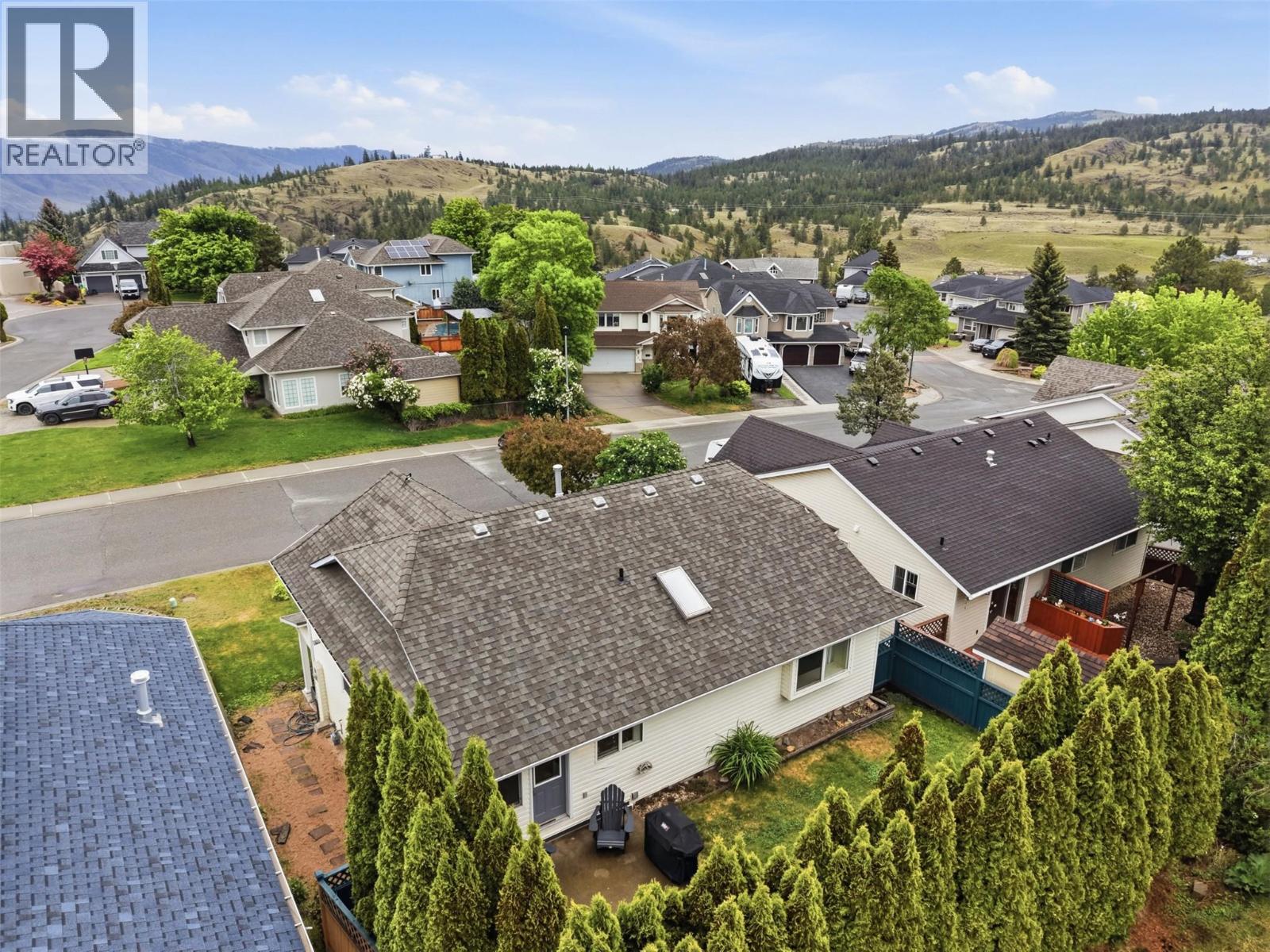 135 CHANCELLOR Drive - 54