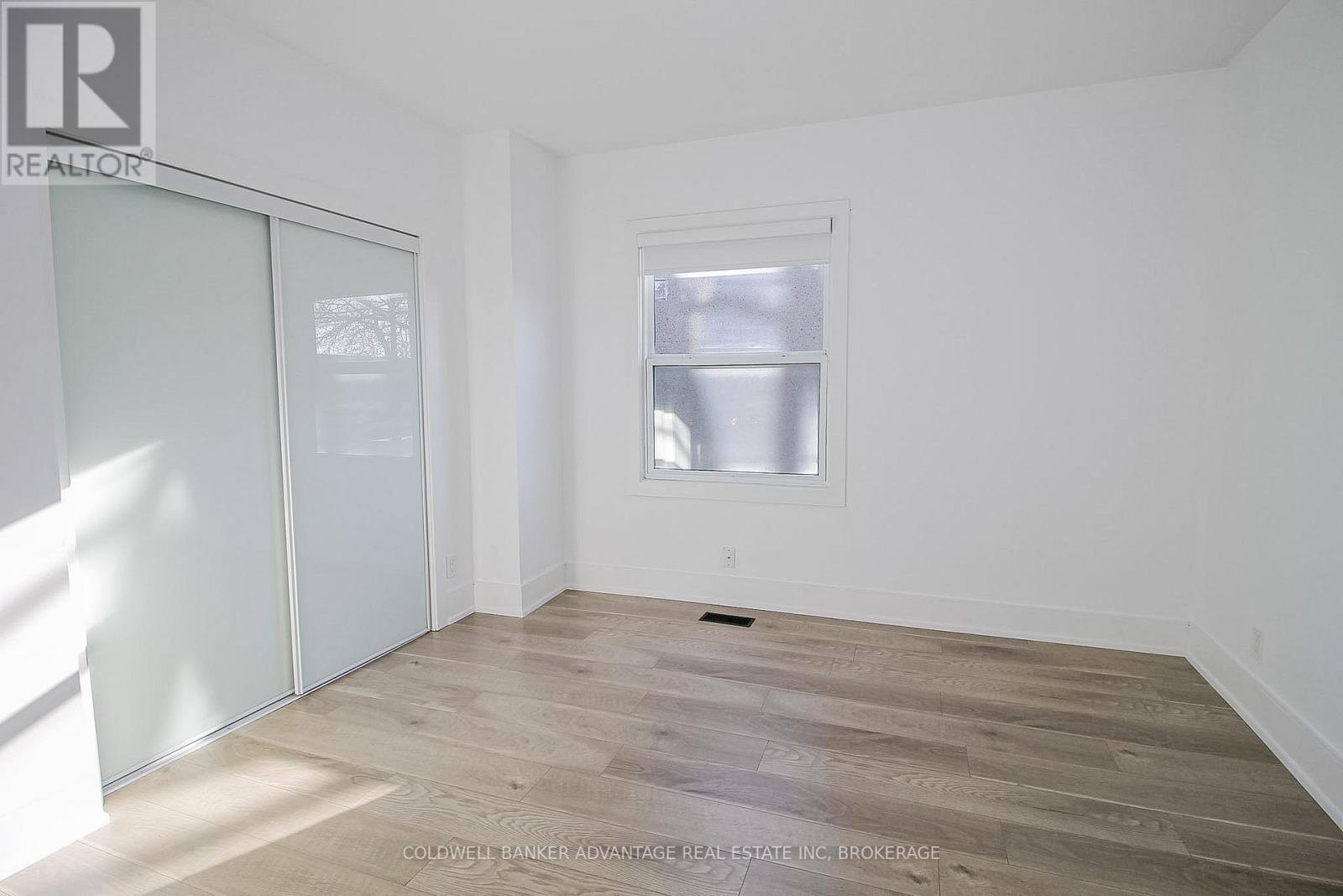 123 DAIN AVENUE - 12