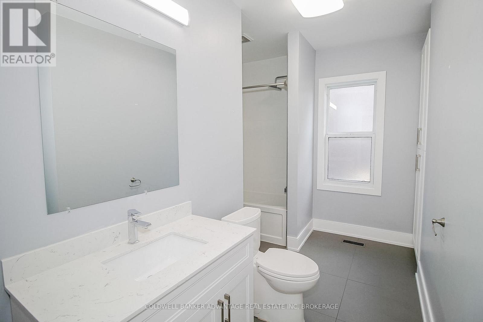 123 DAIN AVENUE - 18
