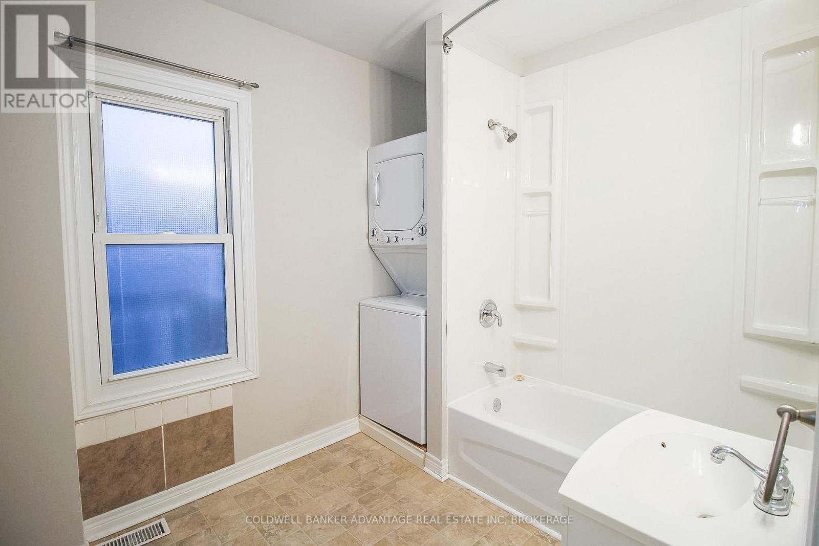 123 DAIN AVENUE - 22