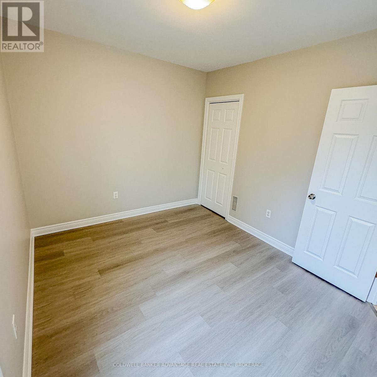 123 DAIN AVENUE - 26