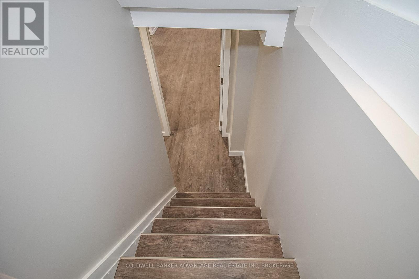 123 DAIN AVENUE - 27