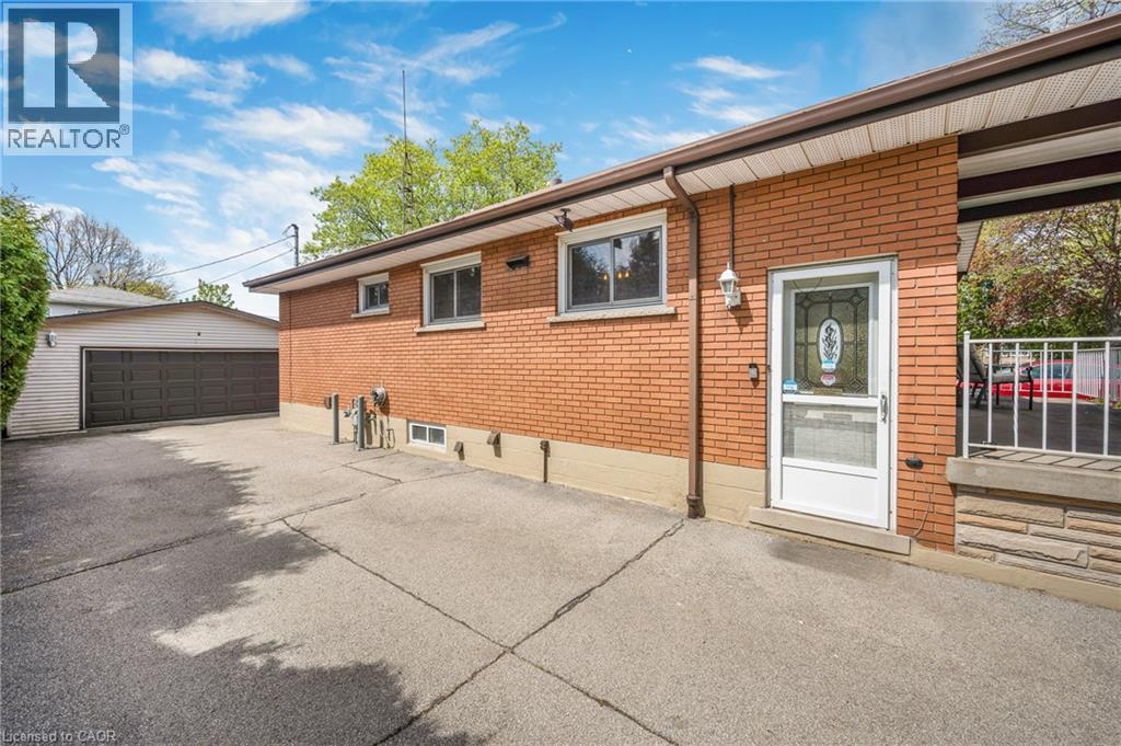 3 TANAGER Court, Hamilton, Ontario, L9A2M2 — Photo 4