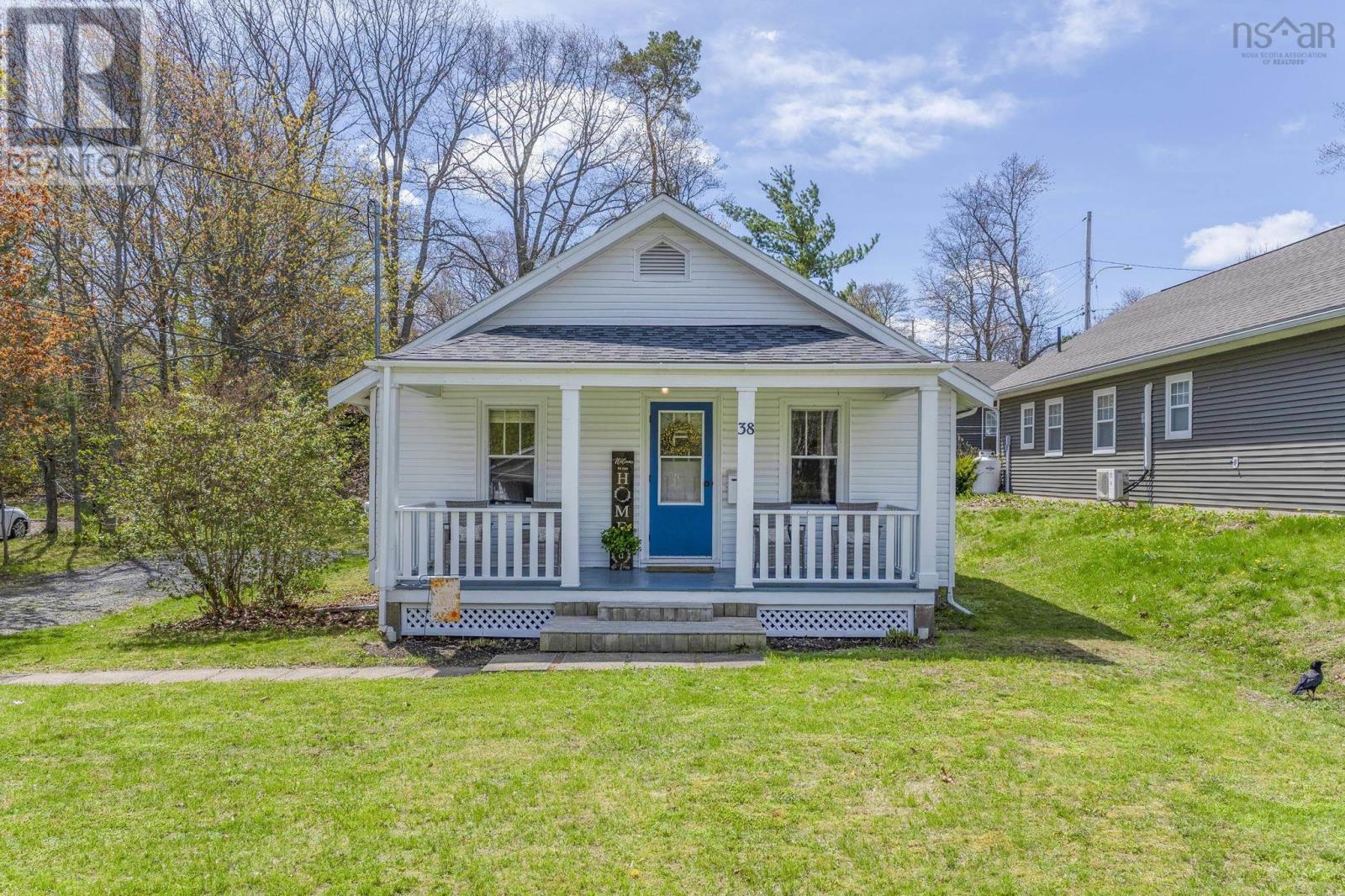 Property photo of 38 Woodworth Road