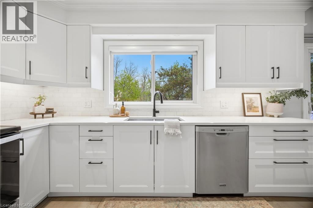 1219 PRIORY Court, Oakville, Ontario, L6M1B5 — Photo 24