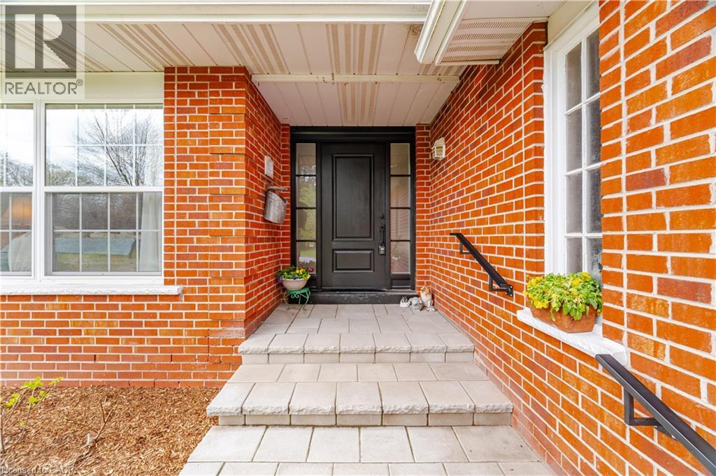 1219 PRIORY Court, Oakville, Ontario, L6M1B5 — Photo 3