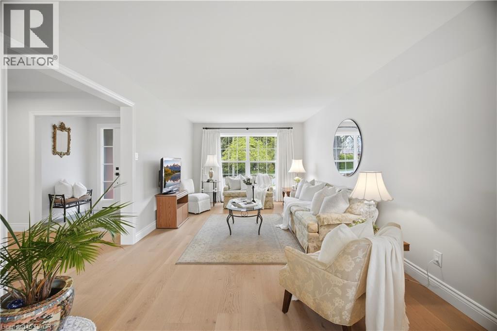 1219 PRIORY Court, Oakville, Ontario, L6M1B5 — Photo 16